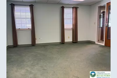 2610 Walbert Avenue, South Whitehall Township, PA 18104 - Photo 10