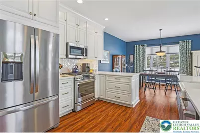 2509 Ludwig Court, Lower Macungie Twp, PA 18062 - Photo 8