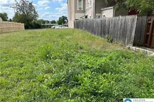 343 N 10th St, Allentown, PA 18102 - Photo 2