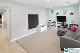 733 W Berger St, Emmaus Boro, PA 18049 - Photo 10