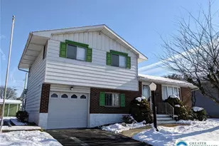 107 10th St, Coplay Boro, PA 18037 - Photo 2