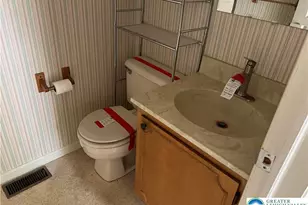 2507 Swanson St, Easton, PA 18045 - Photo 10