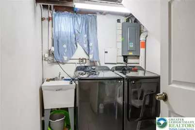 215 N 19th Street, Allentown, PA 18104 - Photo 32