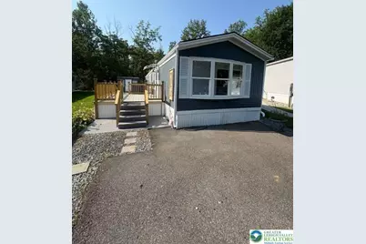 3449 Franklin Square, Moore Township, PA 18067 - Photo 2