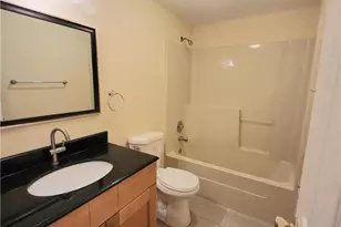 1081 Barnside Rd, Lower Macungie, PA 18103 - Photo 18