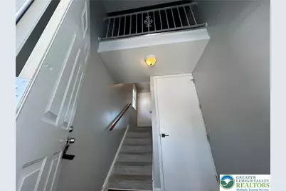 236 Vista Drive, Easton, PA 18042 - Photo 2