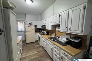 515 N Bishopthorpe St, Fountain Hill, PA 18015 - Photo 6