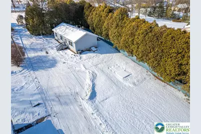 4859 Vera Cruz Road, Upper Milford Township, PA 18049 - Photo 2