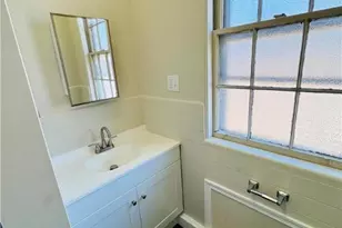 25 W Ridge St, Lansford, PA 18232 - Photo 16