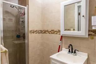 1015 W Hamilton St, Allentown City, PA 18101 - Photo 36