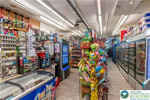 1015 W Hamilton St, Allentown City, PA 18101 - Photo 4