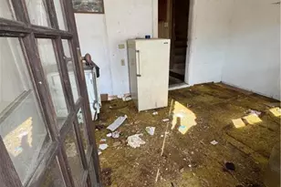 240 W Ridge St, Lansford, PA 18232 - Photo 16