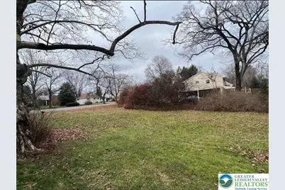 1814 W Union Boulevard, Bethlehem City, PA 18018 - Photo 8