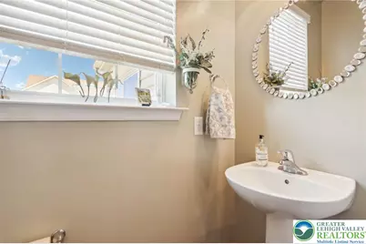 955 Yorkshire Drive, Upper Macungie Township, PA 18031 - Photo 20