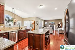 955 Yorkshire Dr, Upper Macungie Township, PA 18031 - Photo 14