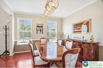 955 Yorkshire Drive, Upper Macungie Township, PA 18031 - Photo 8