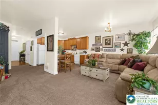 195 Maple Ct, Alburtis Boro, PA 18011 - Photo 6