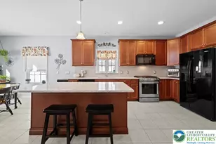 3803 Loyal Ln, Easton, PA 18045 - Photo 12