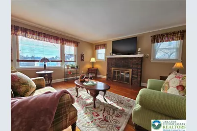 2737 Spring Garden Street, Palmer Twp, PA 18042 - Photo 4