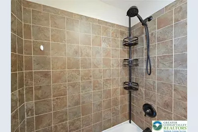 2737 Spring Garden Street, Palmer Twp, PA 18042 - Photo 16