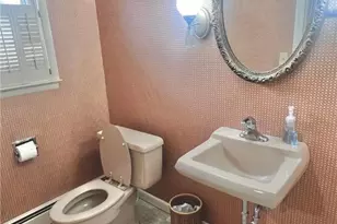 1225 N Cedar Crest Blvd, Allentown, PA 18104 - Photo 16