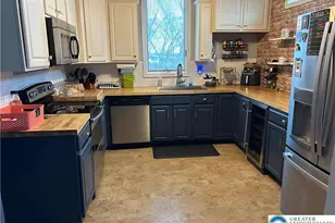 621 Bishops Pl, Lehigh Township, PA 18067 - Photo 10