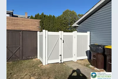 621 Bishops Place, Lehigh Township, PA 18067 - Photo 44