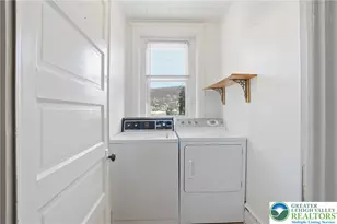 1050 Delaware Ave, Fountain Hill Boro, PA 18015 - Photo 12