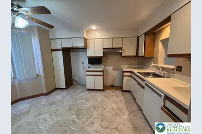 1896 Georgia Drive, Whitehall, PA 18052 - Photo 6