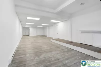 140 N 7th Street, Allentown, PA 18101 - Photo 2