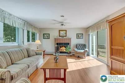 8495 Bumble Bee Way, Coolbaugh Twp, PA 18466 - Photo 6