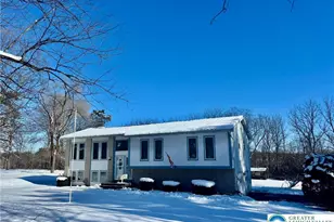 372 Oxford Cir, Moore Township, PA 18014 - Photo 1