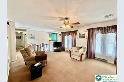 372 Oxford Circle, Moore Township, PA 18014 - Photo 8