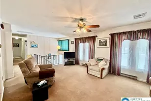 372 Oxford Cir, Moore Township, PA 18014 - Photo 8