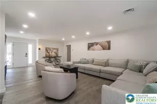 339 Stony Brook Dr, Chestnuthill Twp, PA 18360 - Photo 4