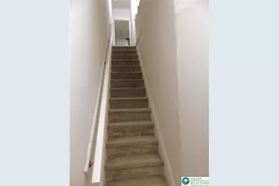 322 N Franklin Street #2 / Second Floor, Allentown, PA 18102 - Photo 4