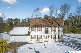 122 Cranberry Dr, Tobyhanna Twp, PA 18610 - Photo 4