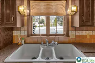 1937 Saucon Dale Cir, Bethlehem, PA 18015 - Photo 20