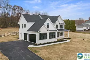 901 Renaldi Rd, Bushkill Twp, PA 18091 - Photo 4