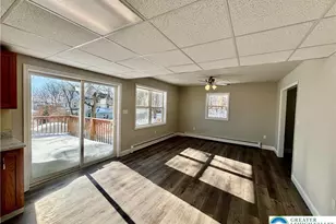 818 William St, Pen Argyl Boro, PA 18072 - Photo 4