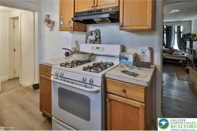 635 N Lumber Street, Allentown, PA 18102 - Photo 8