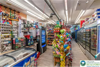 1015 W Hamilton Street, Allentown, PA 18101 - Photo 4