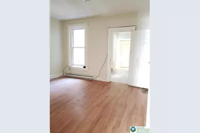 718 W Chew Street #3, Allentown, PA 18102 - Photo 4