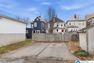 133 E Madison St, Easton, PA 18042 - Photo 74