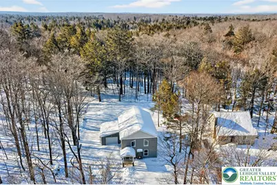 1073 Westside Drive, Newfoundland, PA 18445 - Photo 16
