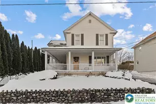 320 Garibaldi Ave, Roseto Boro, PA 18013 - Photo 2