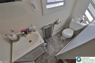 801 W Berwick St, Easton, PA 18042 - Photo 24