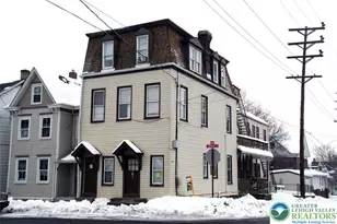 801 W Berwick St, Easton, PA 18042 - Photo 1