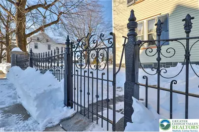 507 E Station Avenue, Coopersburg, PA 18036 - Photo 16