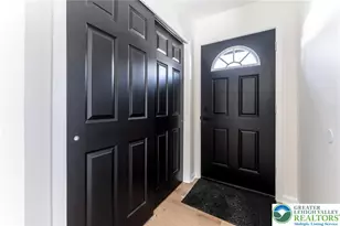 1212 Graham St, Fountain Hill Boro, PA 18015 - Photo 4